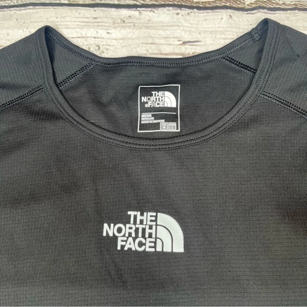 The North Face Black Tee Size M